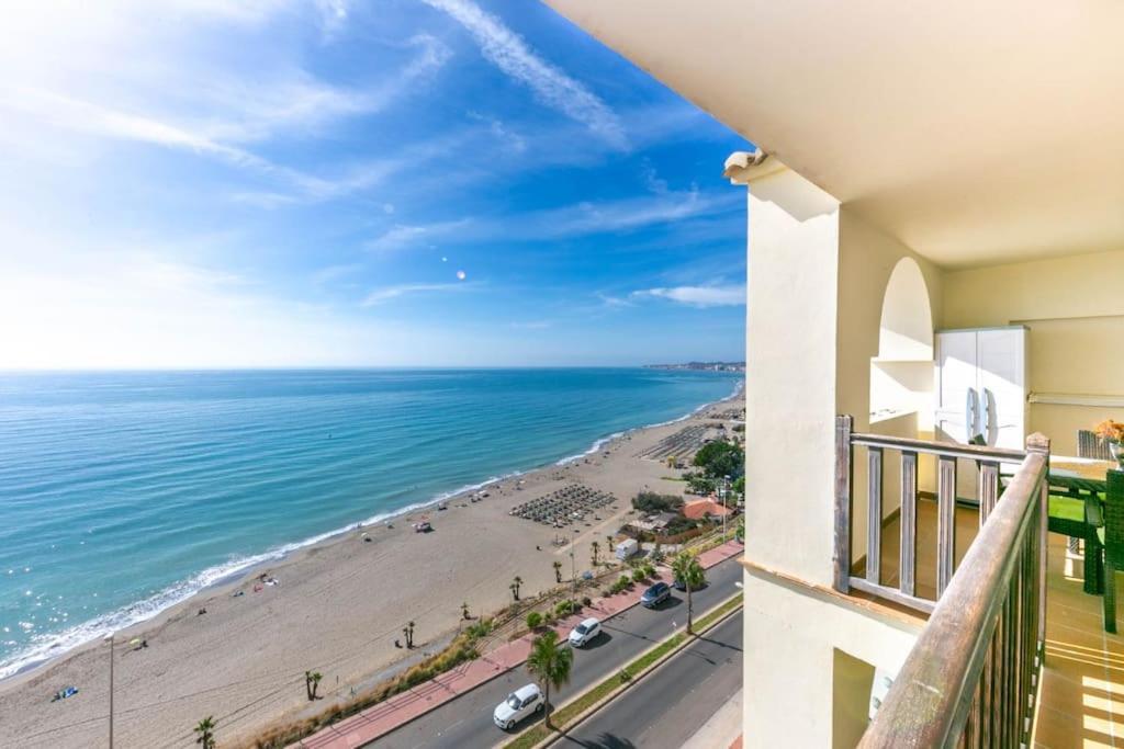 Magnificas Vistas Al Mar Lejlighed Benalmádena Eksteriør billede